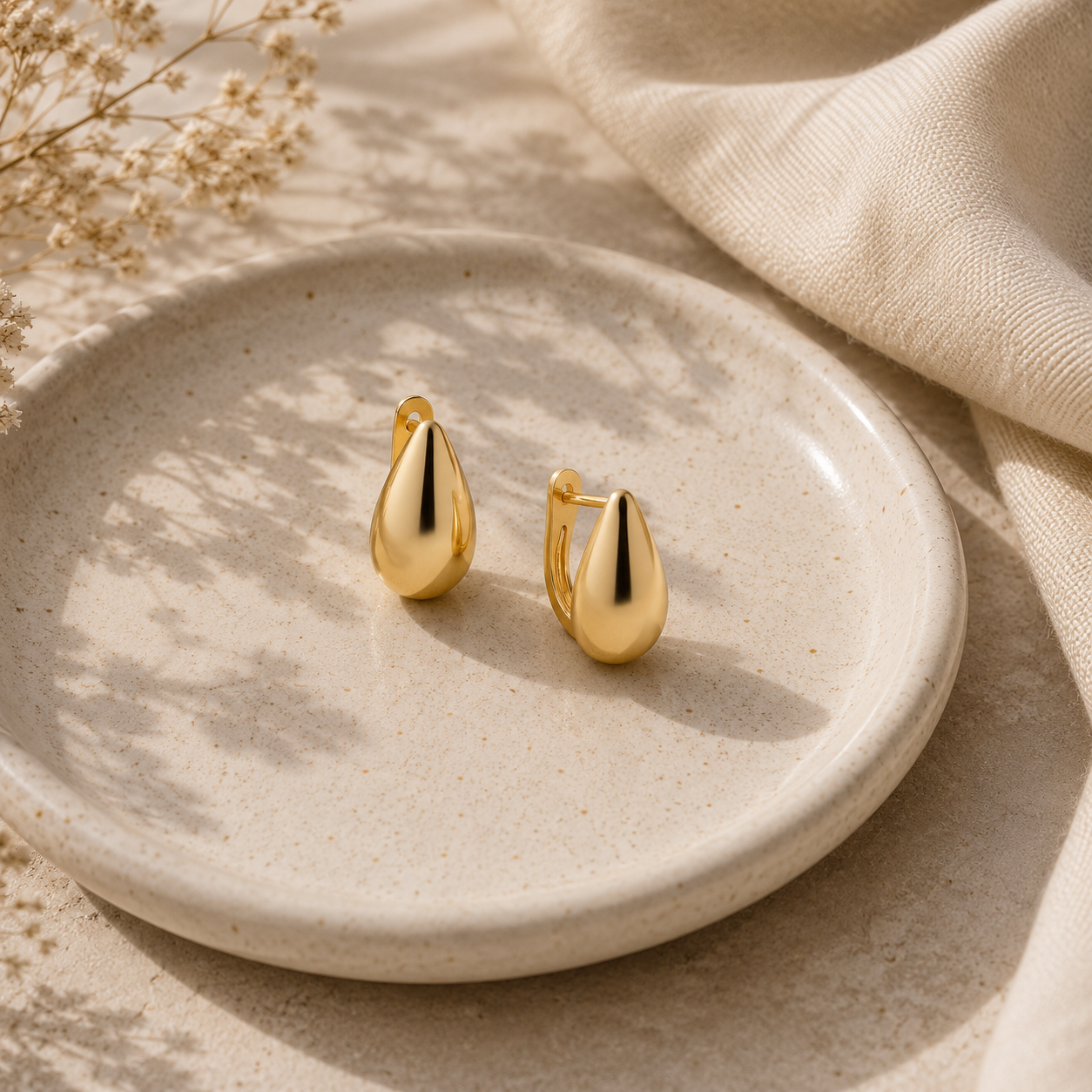 Droplet Earrings by Seeyoura