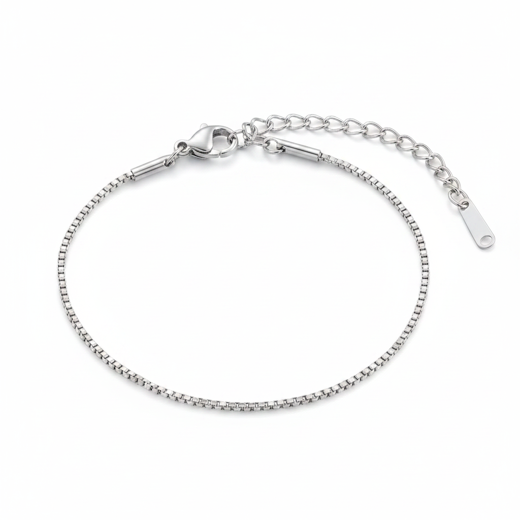 Essential Box Chain Bracelet in 6" + 2", silver by Seeyoura