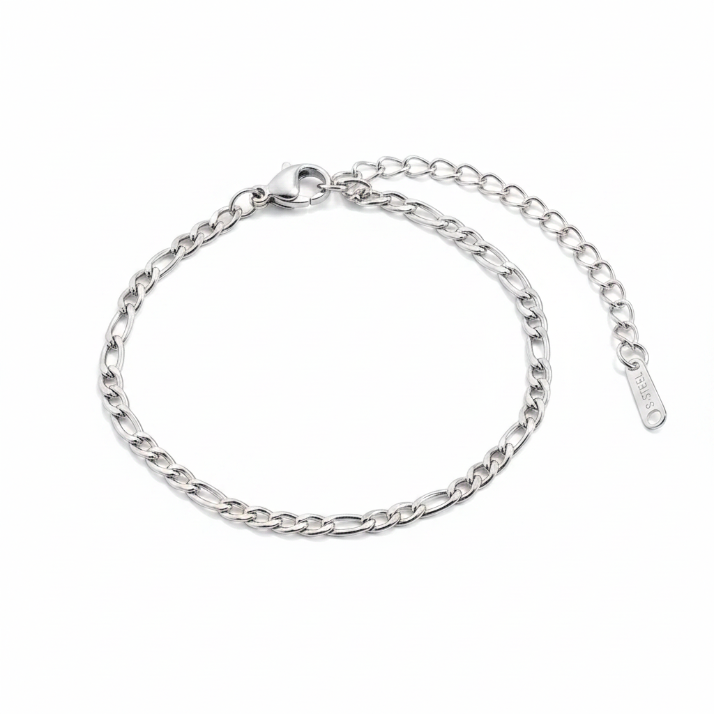 Essential Figaro Chain Bracelet in 6" + 2", silver by Seeyoura