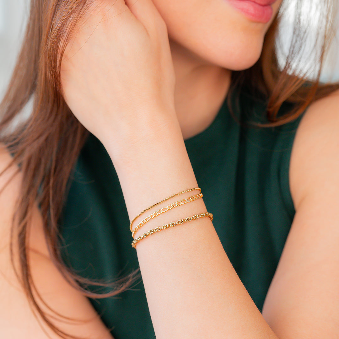 Essential Figaro Chain Bracelet by Seeyoura