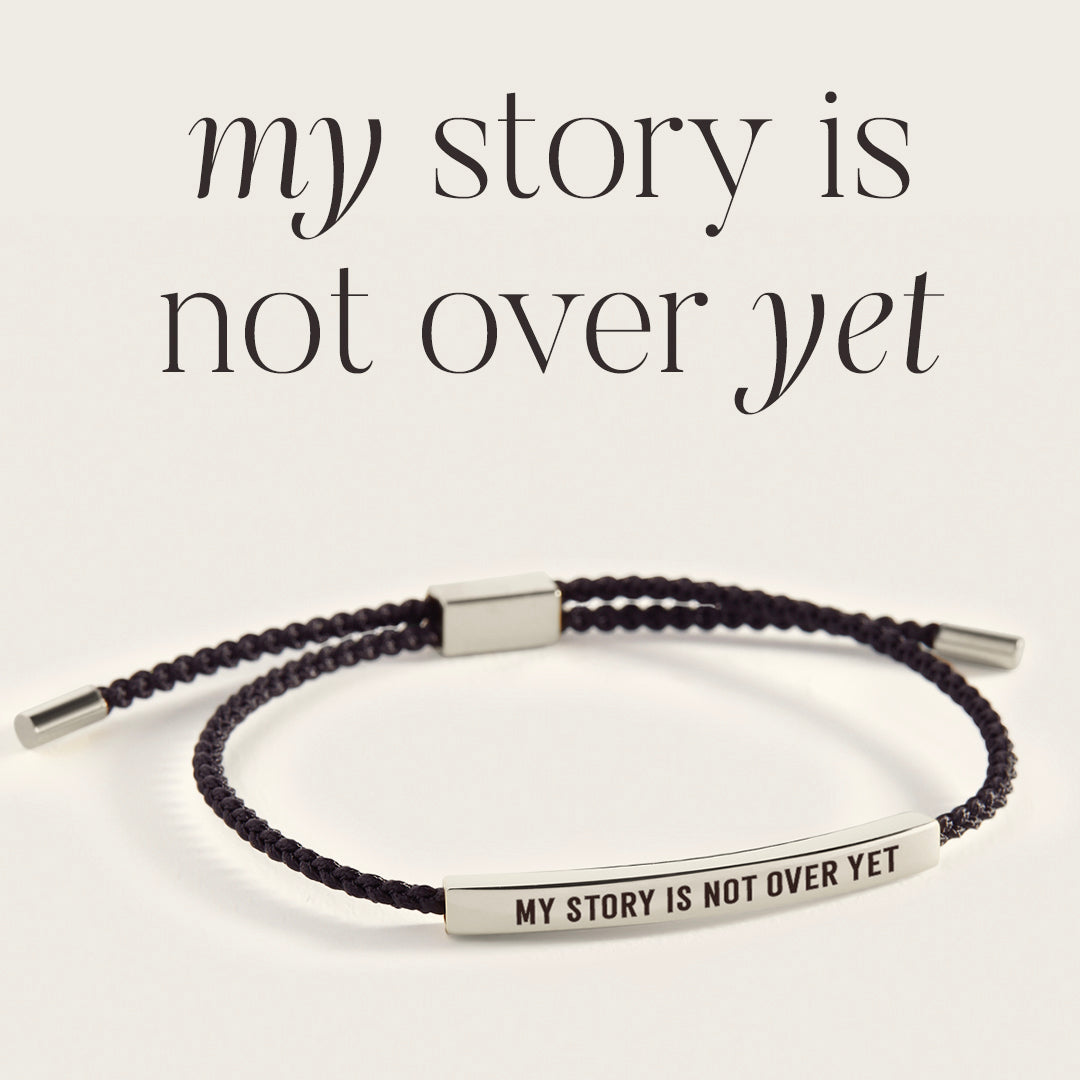 My Story Is Not Over Yet Inspire Bracelet in Midnight Black, silver by Seeyoura